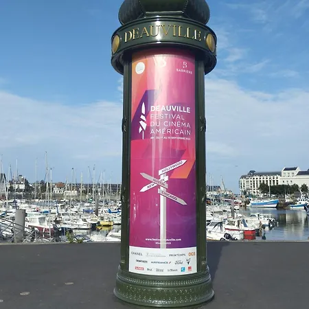 L'escale A * Deauville