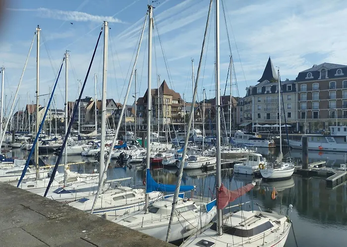 L'escale A Deauville